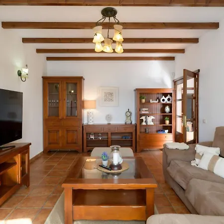 Villa Europa *