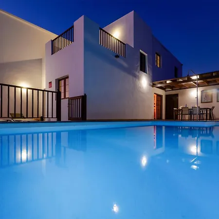 Villa Europa *