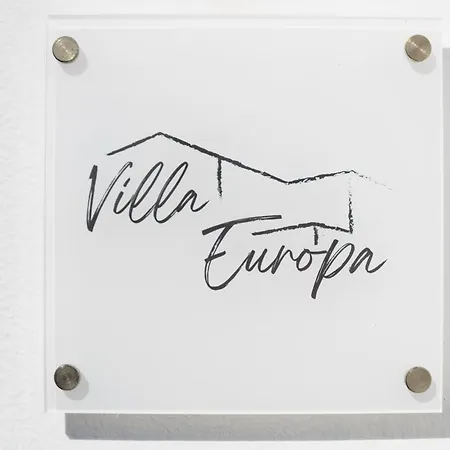 Europa Villa Nazaret